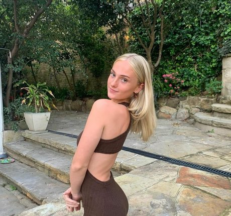 Chessielewis 素敵なモデル 画像