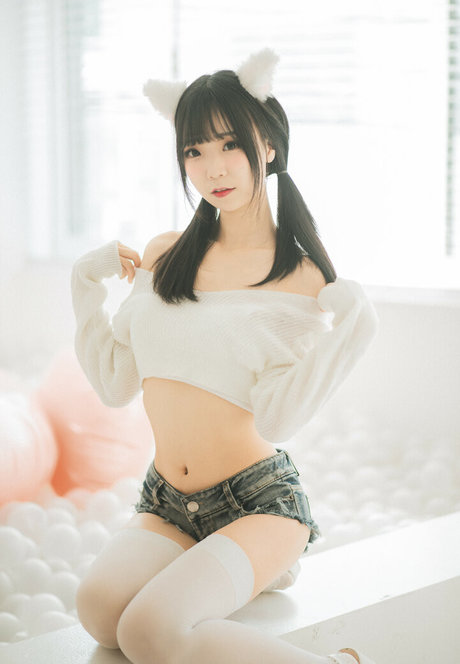 hattiecos スター ヌード 画像