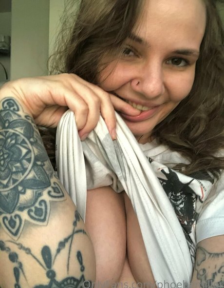 phoebemiller 美しいモデル 写真