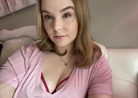 レズビアン ストラップオン OnlyFans アートxxx 写真