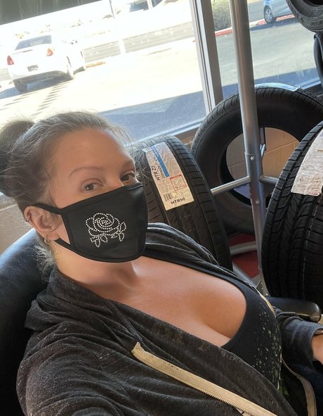 ホットな裸のOnlyFans ポルノ 画像