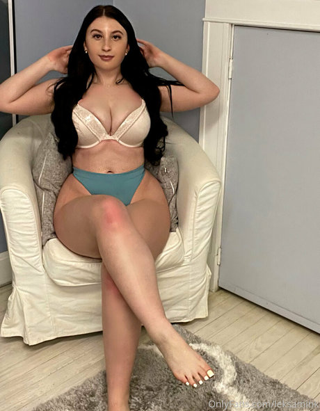 leksamink アダルトモデル 画像