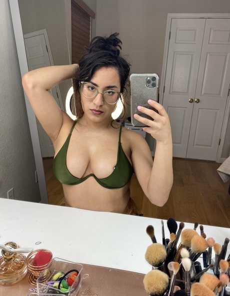 venusbaby2_ ポルノモデル 画像