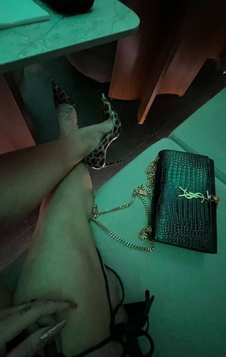 大きな黒いお尻のOnlyFans 無料ポルノ 画像