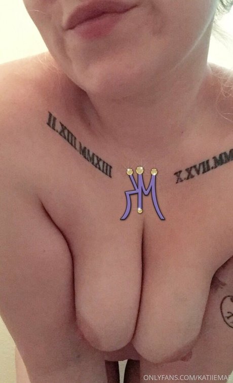 katiiemae ポルノスター ヌード 画像