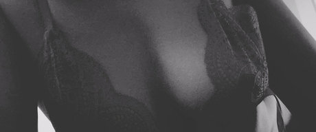 trixietrxx xxx女優 写真