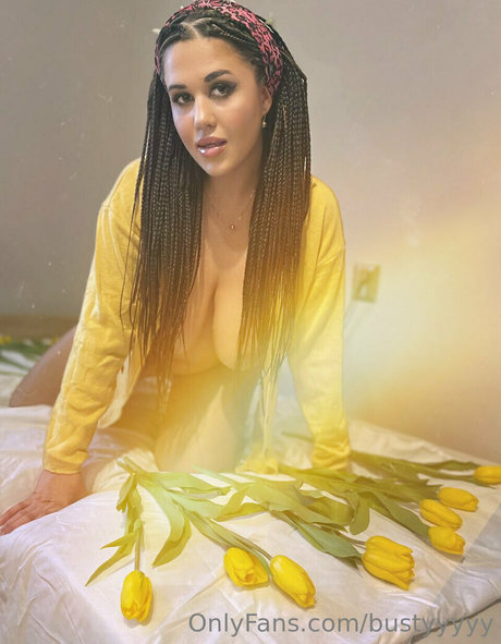 本物のティーンオンリーファン ホット裸 写真