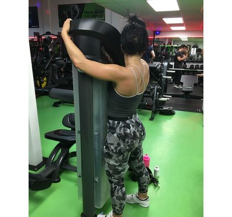 母乳オンリーファン 可愛い 画像