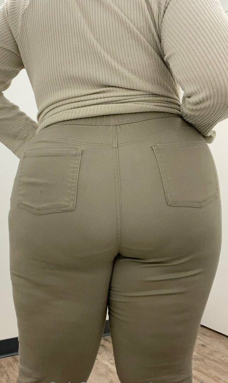 フェムボーイアジアンOnlyFans 美しいポルノ 画像