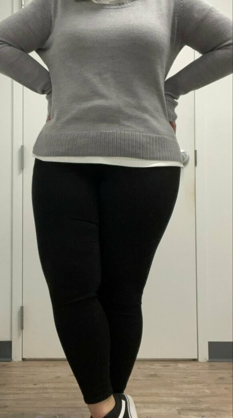 刑務所のOnlyFans 美しいxxx 画像