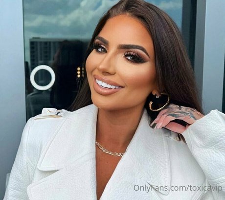 射精 顔射 OnlyFans ホットセクシー 画像