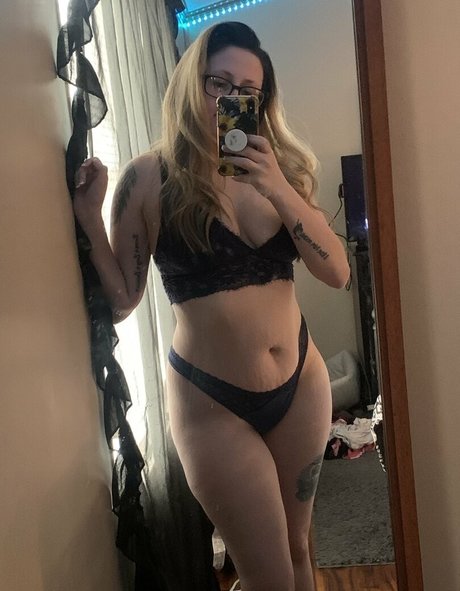 アジアの女の子限定ファン 美しい裸 写真