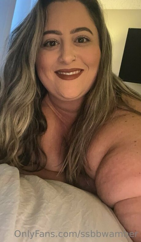 ssbbwamber セクシーモデル 写真