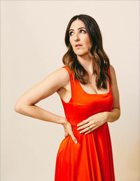 おばあちゃんの巨乳OnlyFans セクシー 画像