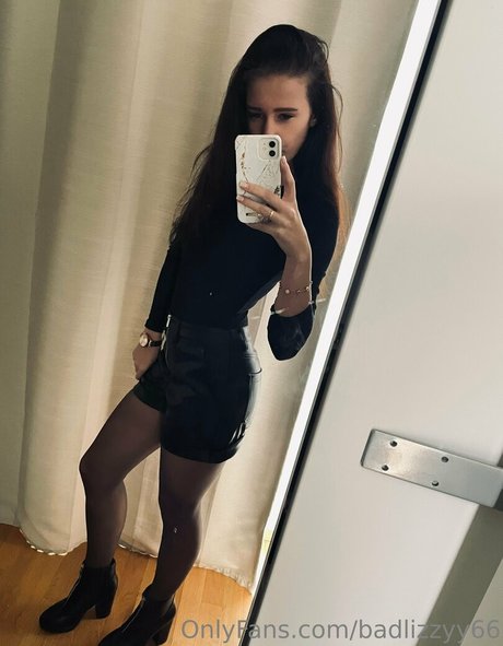 ブロンドオンリーファン 無料ポルノ 画像