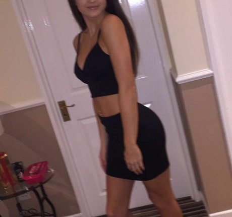 Laura Brophy xxxモデル 写真