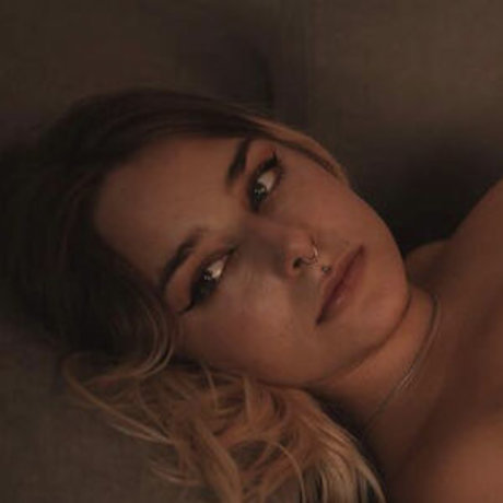 blooody girl かわいいモデル ギャラリー