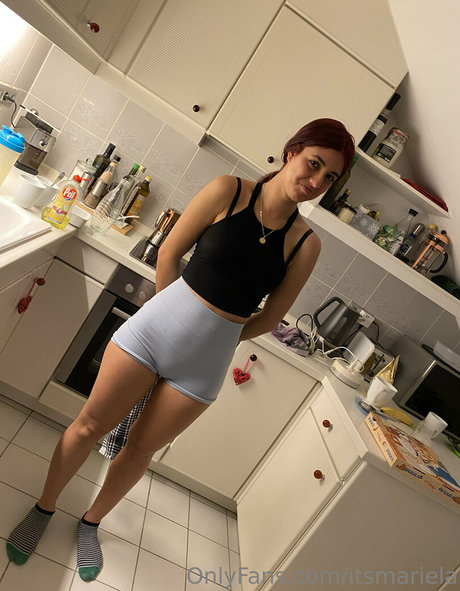 itsmariela セクシーなポルノスター ギャラリー