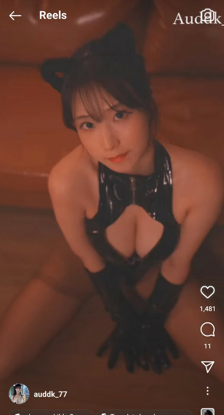 Auddk 77 ポルノ女優 画像