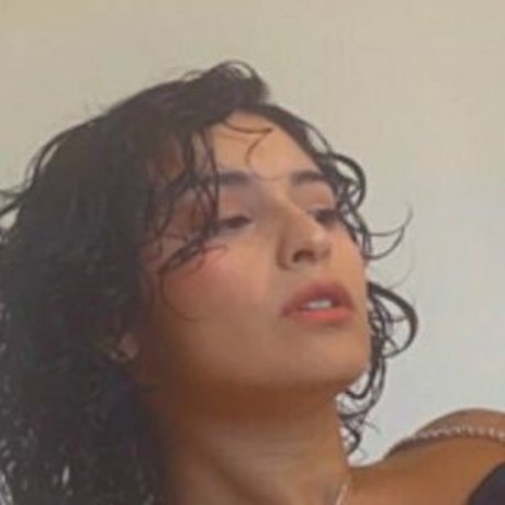 Simply Arabella エロティック女優 画像