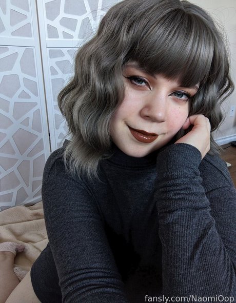 Naomiwastaken かわいいモデル 写真