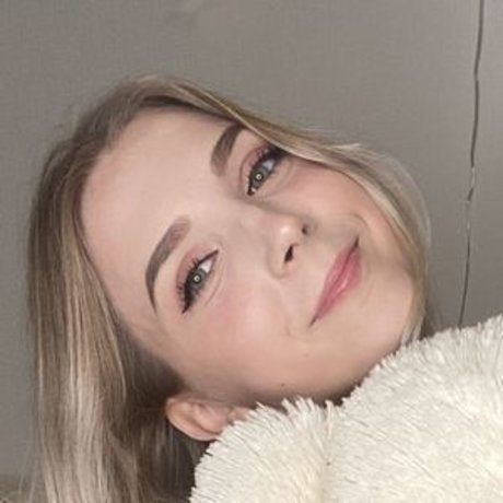 アジアの女性支配OnlyFans ホットヌード 写真