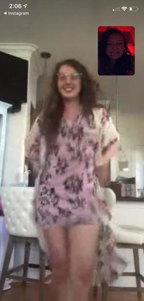 Elenakoshkaxoxo セックスモデル 写真