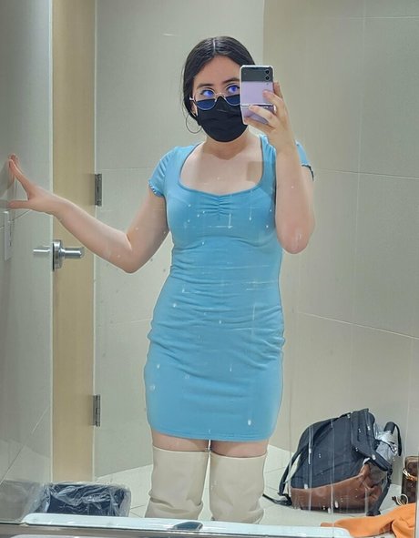 yourlocalfuta 高品質モデル 画像