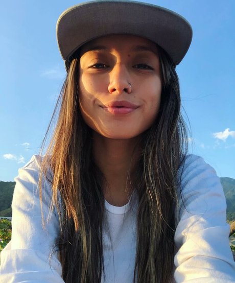 ランジェリーベイビーOnlyFans ポルノ 写真