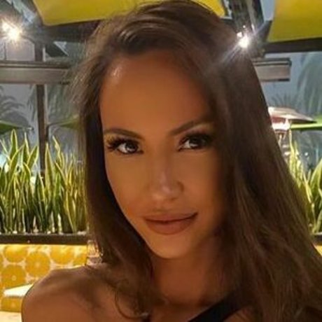 若いティーンのOnlyFans 美しいポルノ ギャラリー