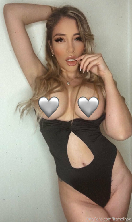 小さいチンポOnlyFans 美しい裸 写真