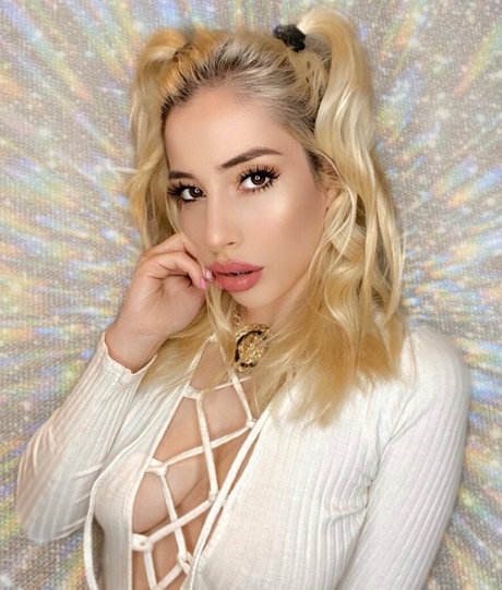 itsmollyxo 可愛い女優 ギャラリー