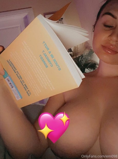 em098 xxx女優 写真