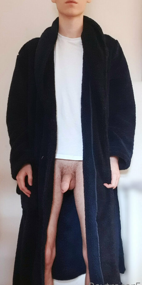 裸のトゥインクOnlyFans 可愛い アーカイブ