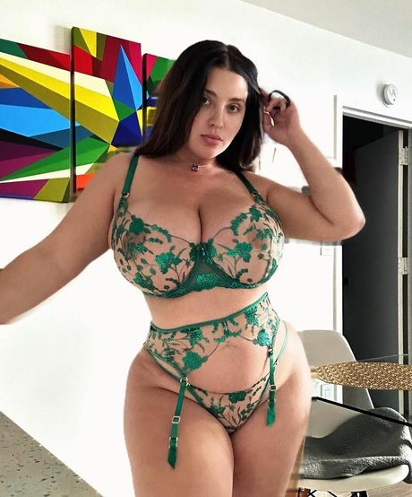 ティーンソロOnlyFans 無料セクシー 写真