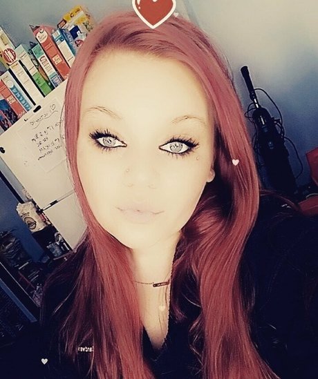 rizzaboo ポルノスター 写真