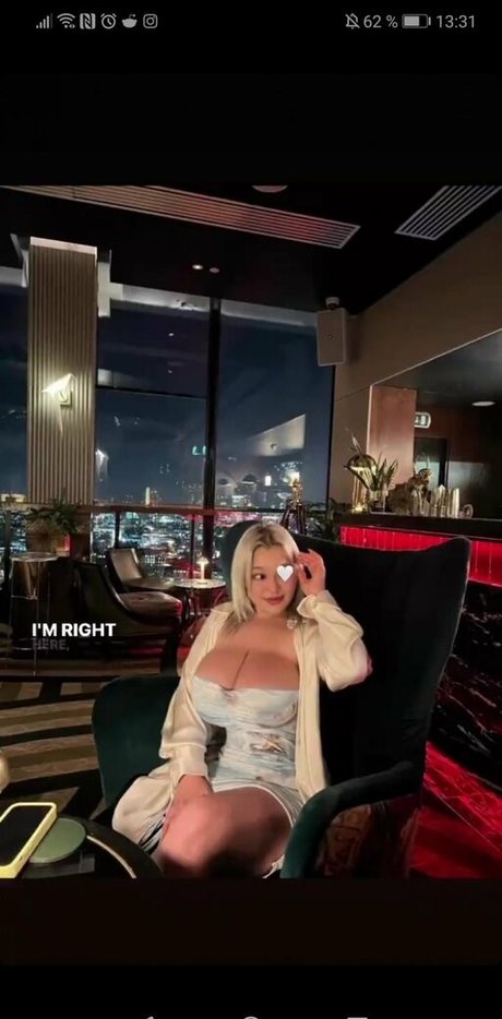 女子高生OnlyFans 無料裸 画像