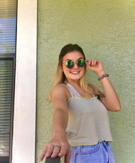 裸の写真 OnlyFans 無料セクシー 写真