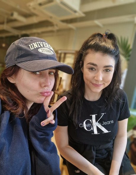 曲線美の裸OnlyFans 美しいヌード 写真