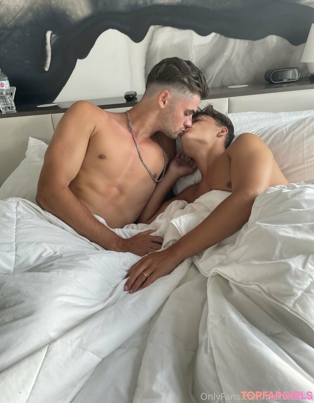 BBCティーンオンリーファンズ 無料セクシー 画像