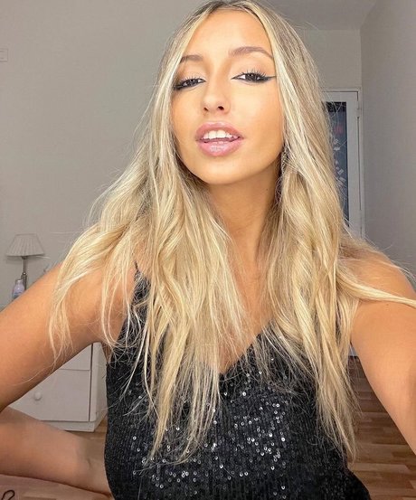 最もホットなOnlyFans HD 写真