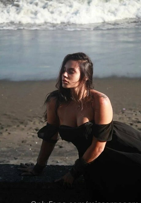 アジアのティーンオンリーファン 無料 画像