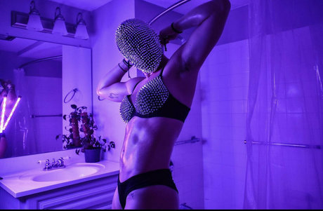 blake xxx winters 無料のスター 画像