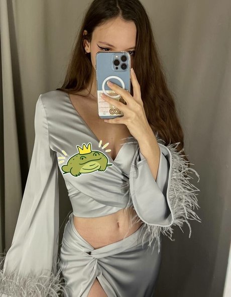 裸のプリンセスOnlyFans 裸 ギャラリー