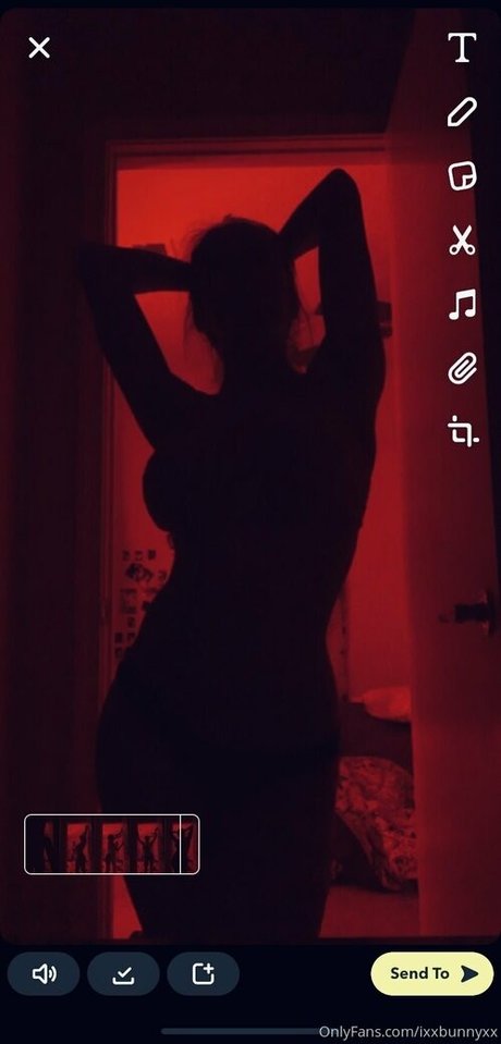 ixxbunnyxx 限定モデル 写真