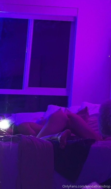 バイセクシャルカップルのOnlyFans セクシーxxx 画像