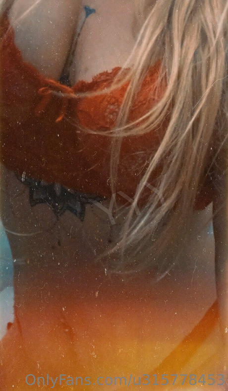 エモオンリーファン アートポルノ 画像