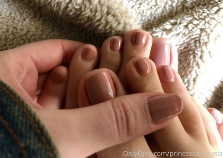 センターフォールド OnlyFans ポルノ 写真