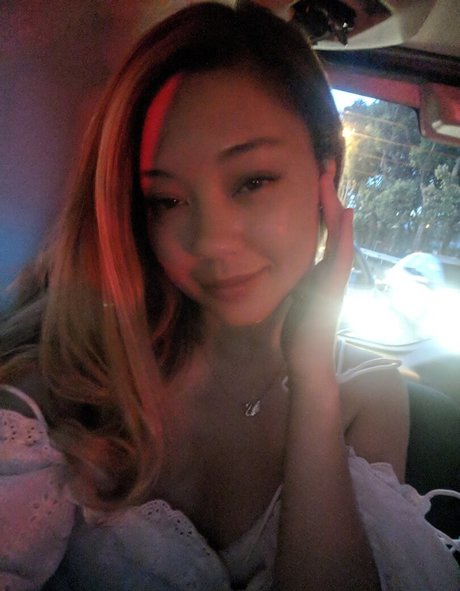 美しいアジアのOnlyFans ホットセックス 写真