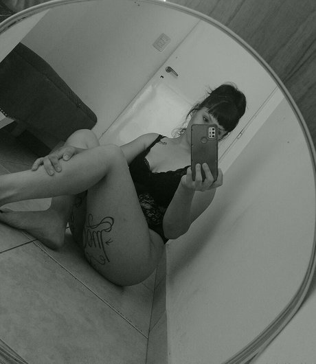 chiiniis xxxポルノスター ギャラリー